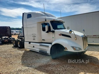 PETERBILT 579