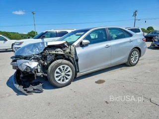 TOYOTA CAMRY HYBRID LE