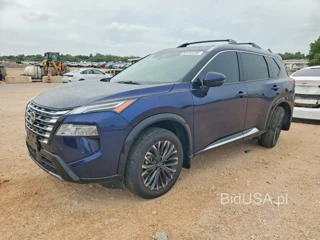 NISSAN ROGUE PLATINUM