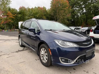 CHRYSLER PACIFICA TOURING L