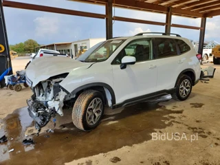 SUBARU FORESTER PREMIUM