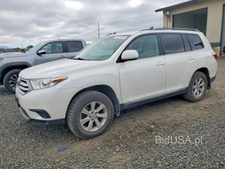 TOYOTA HIGHLANDER BASE