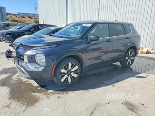 MITSUBISHI OUTLANDER SE