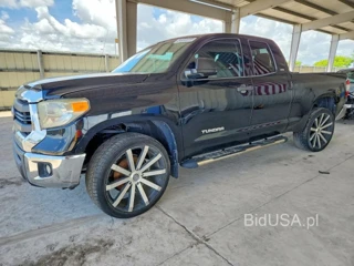 TOYOTA TUNDRA SR5