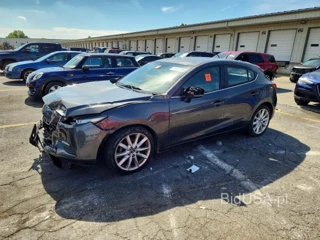 MAZDA 3 TOURING