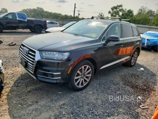 AUDI Q7 PREMIUM PLUS
