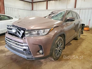 TOYOTA HIGHLANDER XLE