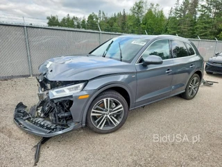 AUDI Q5 TITANIUM PREMIUM PLUS
