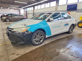 TOYOTA CAMRY XLE