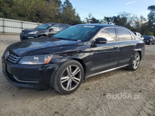 VOLKSWAGEN PASSAT SE