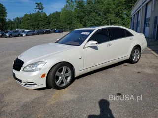 MERCEDES-BENZ S 550 4MATIC