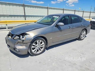 INFINITI M35 BASE