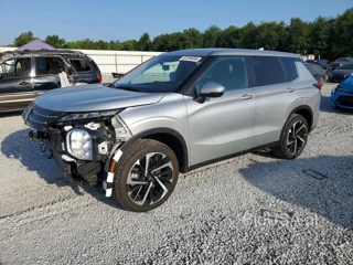 MITSUBISHI OUTLANDER SE