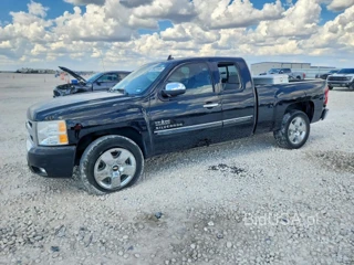 CHEVROLET SILVERADO C1500 LT