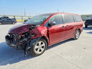 TOYOTA SIENNA L 7-PASSENGER