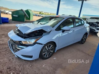 NISSAN VERSA SV