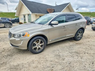 VOLVO XC60 T6 PREMIER+