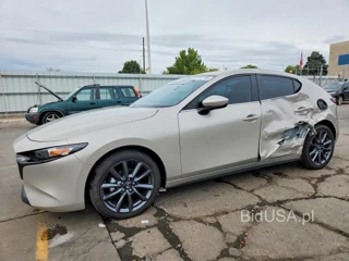 MAZDA 3 PREFERRED
