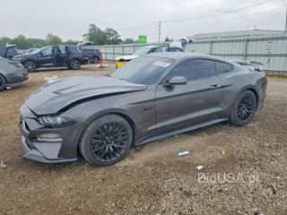 FORD MUSTANG GT