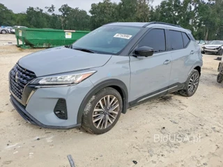 NISSAN KICKS SR
