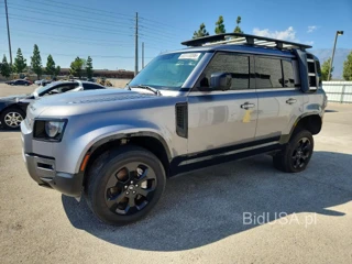 LAND ROVER DEFENDER 110 X-DYNAMIC SE