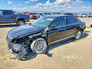 VOLKSWAGEN PASSAT SE