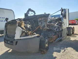 FREIGHTLINER CASCADIA 126 SLEEPER CAB"