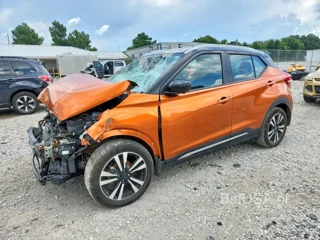 NISSAN KICKS SR