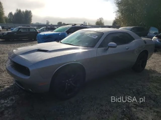 DODGE CHALLENGER SXT