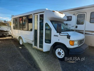 FORD ECONOLINE E350 CUTAWAY VAN