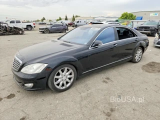 MERCEDES-BENZ S 550