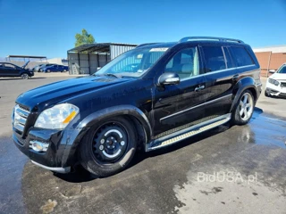 MERCEDES-BENZ GL 550 4MATIC