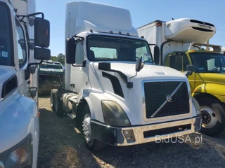 VOLVO VNL