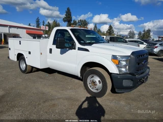 FORD FORD F-350 CHASSIS XL