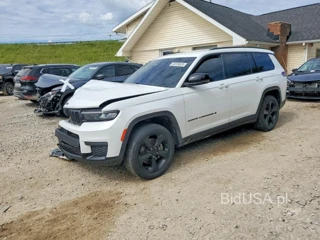 JEEP GRAND CHEROKEE L LAREDO
