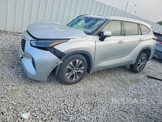TOYOTA HIGHLANDER XLE
