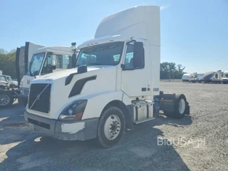 VOLVO VNL