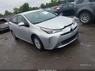 TOYOTA TOYOTA PRIUS LE