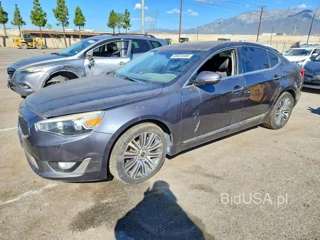 KIA CADENZA PREMIUM