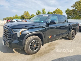 TOYOTA TUNDRA SR5