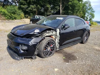 PORSCHE MACAN 4S