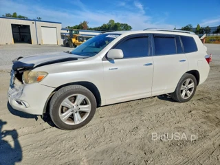 TOYOTA HIGHLANDER LIMITED