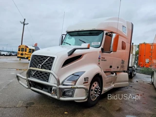 VOLVO VN VNL