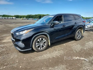 TOYOTA HIGHLANDER XLE