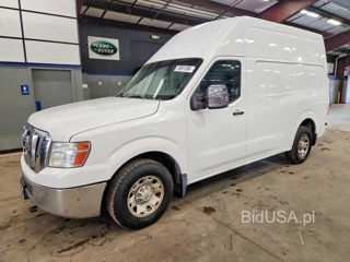 NISSAN NV 2500 HD S