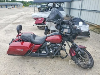 HARLEY-DAVIDSON FLHXS STREET GLIDE SPECIAL