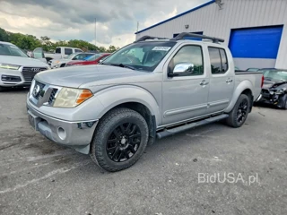 NISSAN FRONTIER SE V6