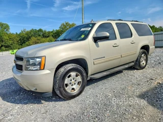 CHEVROLET SUBURBAN C1500 LT