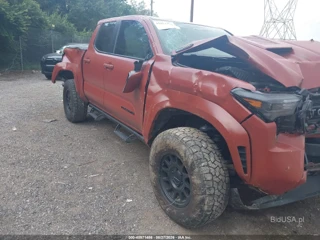 TOYOTA TOYOTA TACOMA HYBRID TRD SPORT 4WD