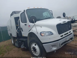 FREIGHTLINER FREIGHTLINER M2 106 - SWEEPER